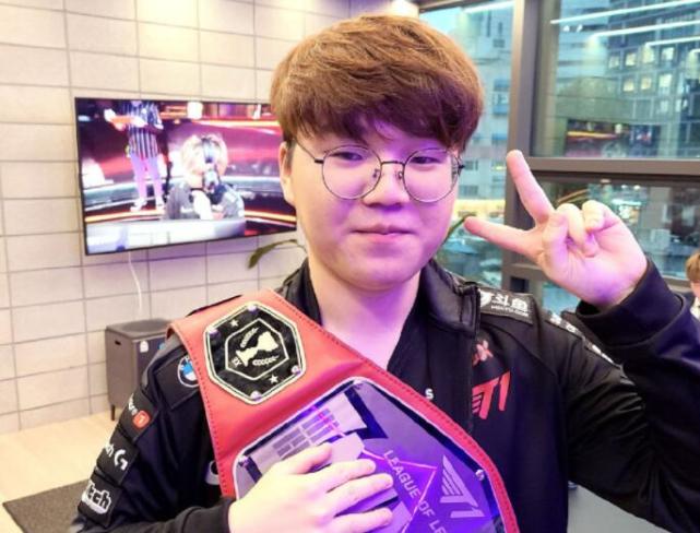 来崭新的球 来崭新的球